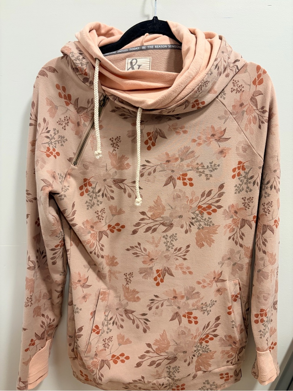 Ampersand Avenue “Lovely Heart” Floral Double Hoodie Small